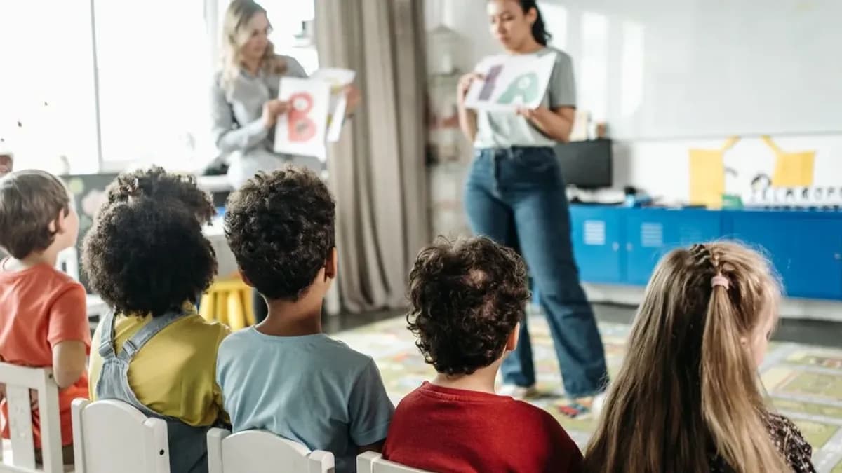 Test final: gramatică, literatură și figuri de stil
