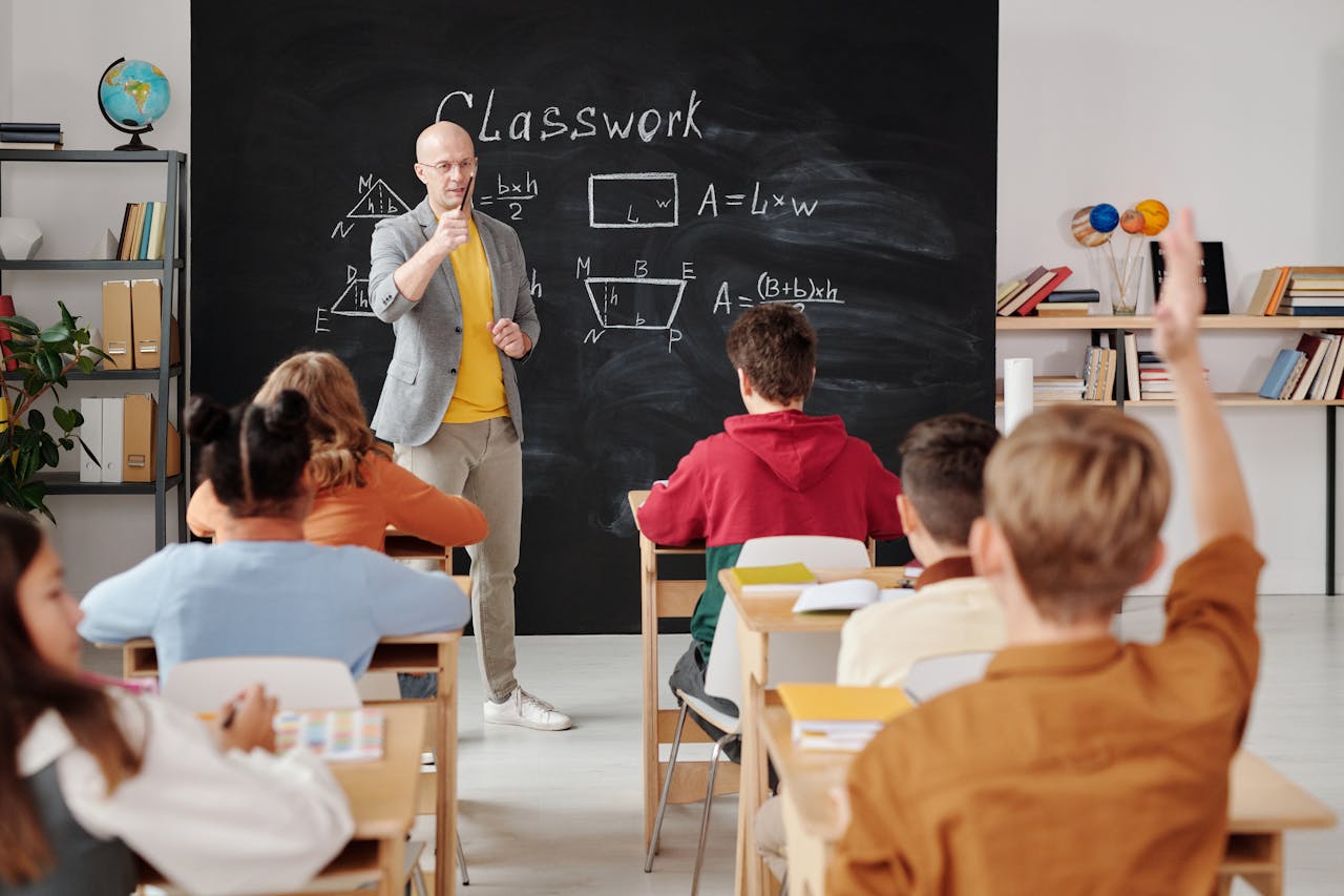 Numere întregi — recapitulare completă cu formulele